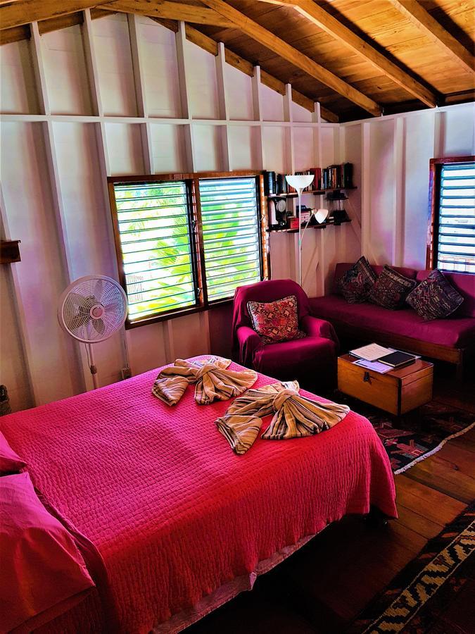 Carolyn'S House Villa Caye Caulker Exterior photo